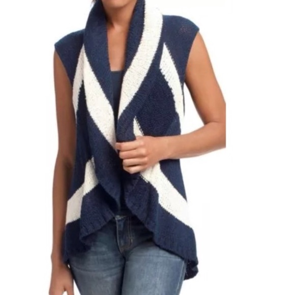 CAbi Sweaters - CAbi Sweater Vest